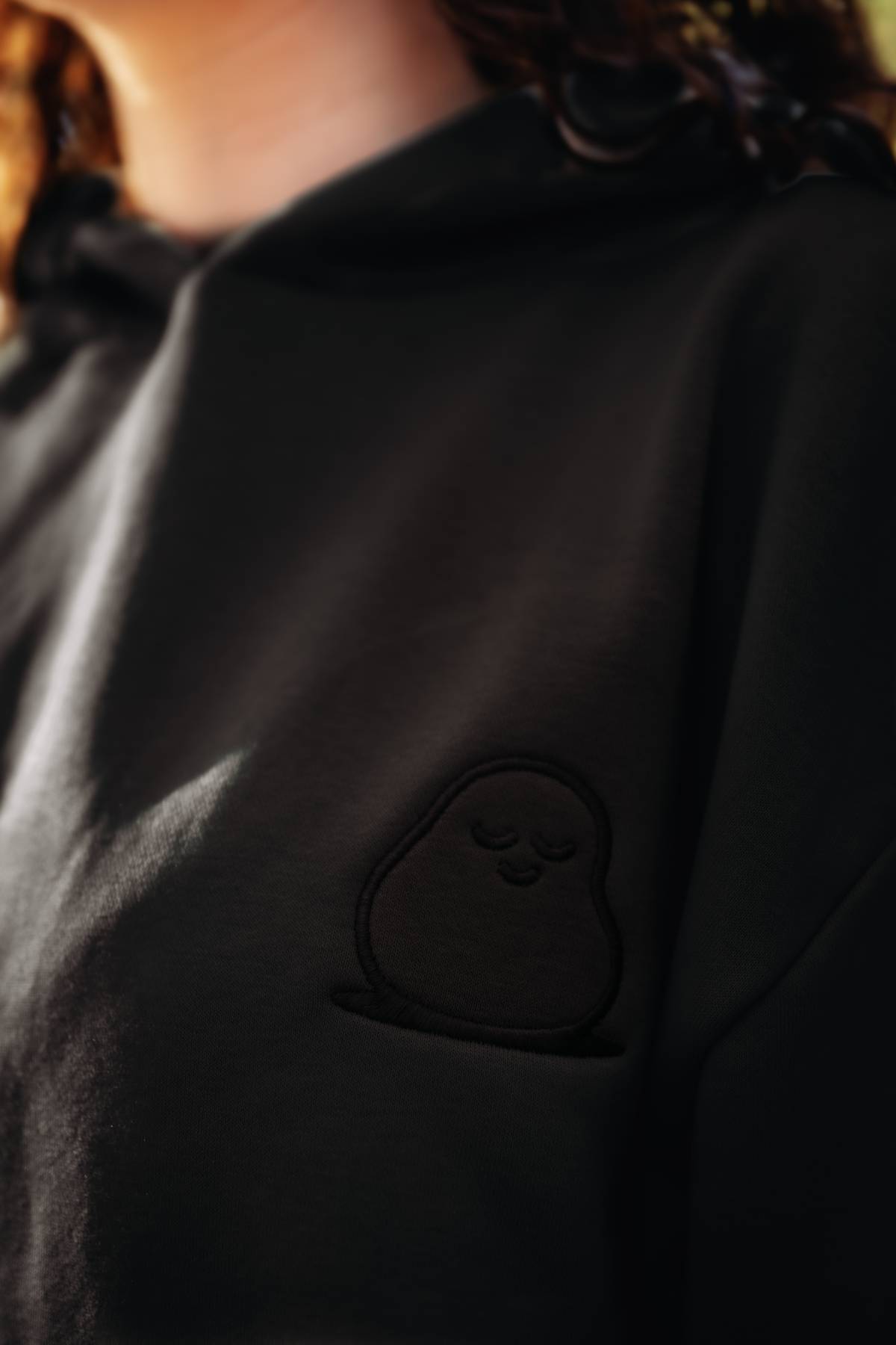 Chill Comfort Hoodie - Black